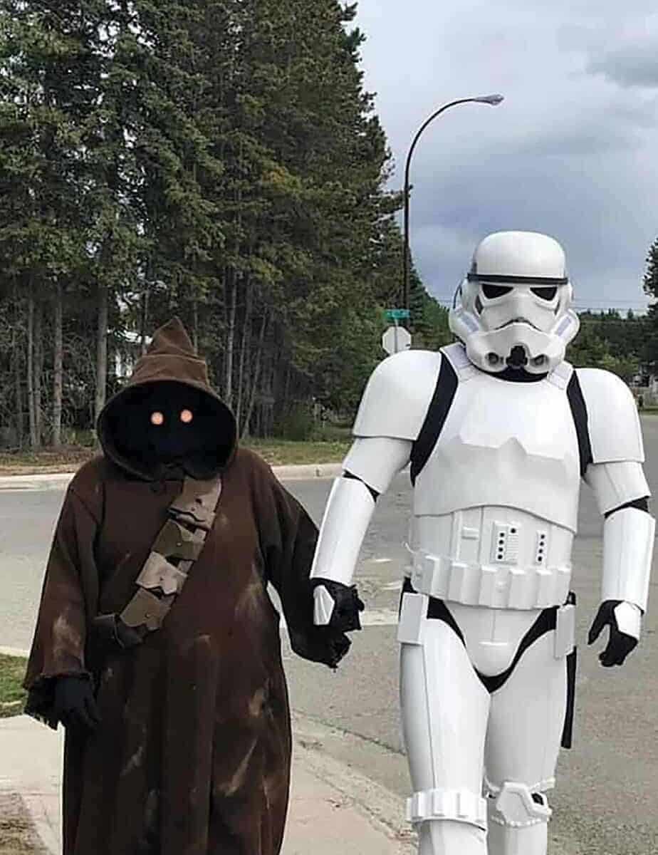 Star wars costumes Jawa & Stormtrooper